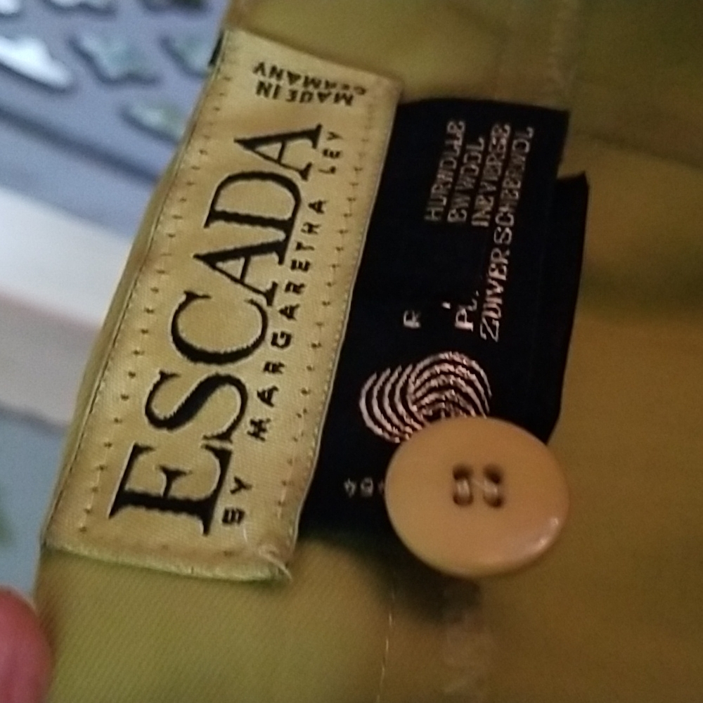 Escada pants/slacks - Picture 6 of 8